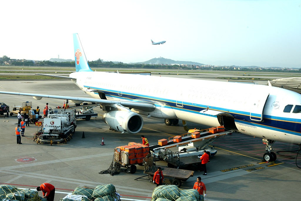 国际航空货运服务门到门空运代理广州到加拿大